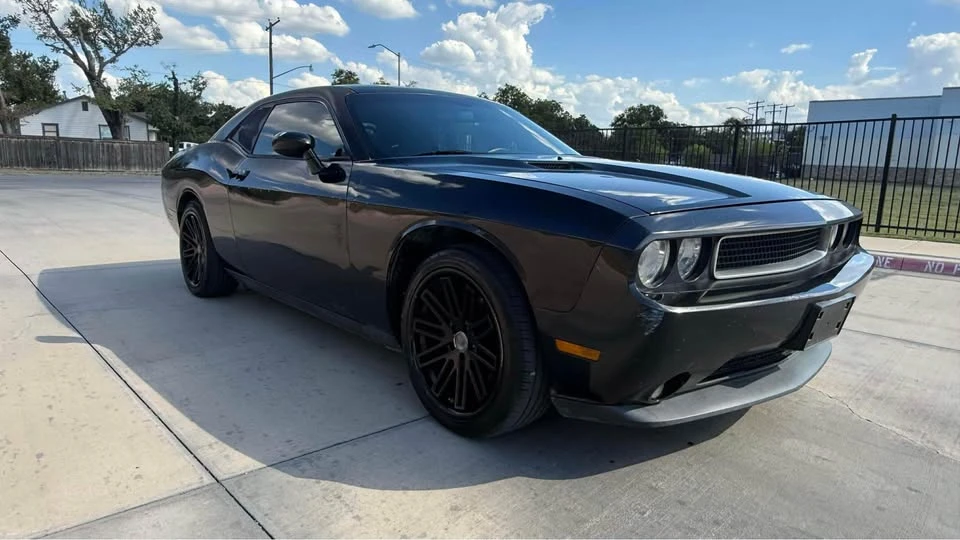 2012 Dodge Challenger 3rd Gen - Image 2 of 13