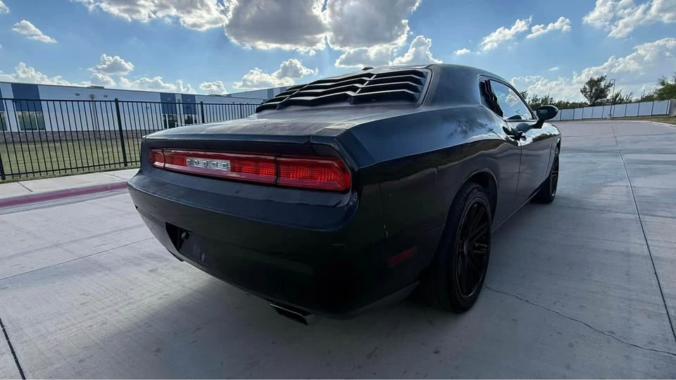 2012 Dodge Challenger 3rd Gen - Image 10 of 13