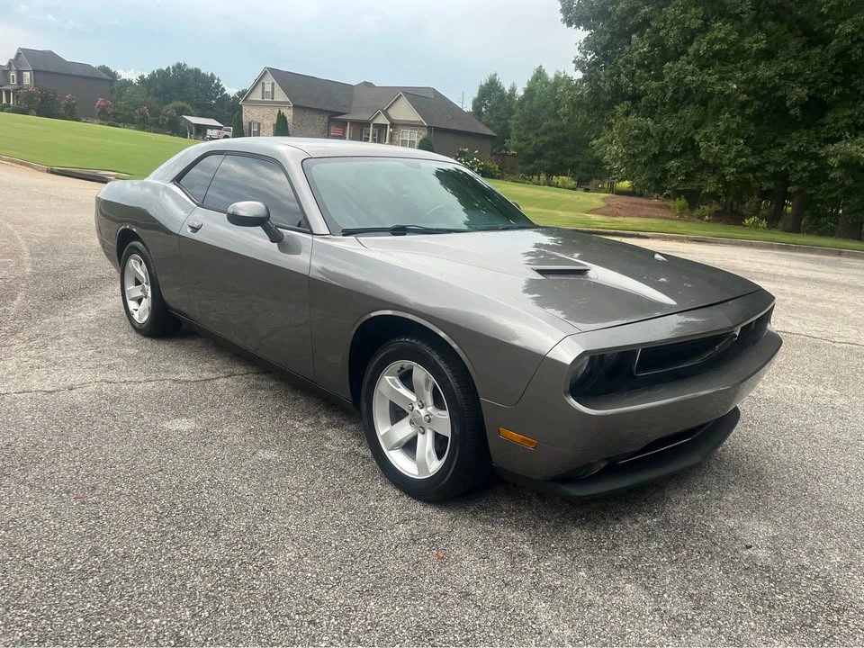 2012 Dodge Challenger 3rd Gen - Image 3 of 11