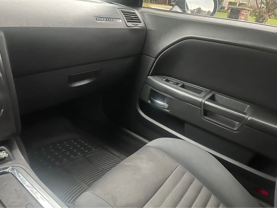 2012 Dodge Challenger 3rd Gen - Image 7 of 11