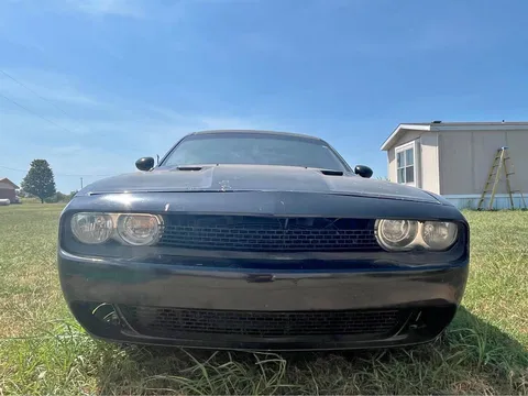 2012 Dodge Challenger SE Coupe 2D