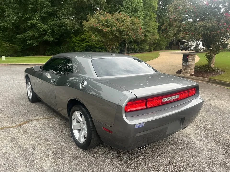 2012 Dodge Challenger 3rd Gen - Image 5 of 11