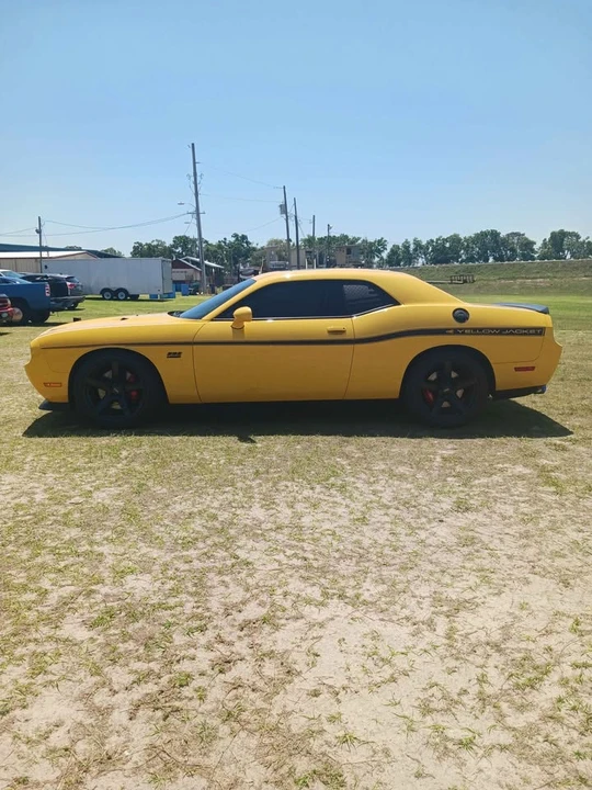 2012 Dodge Challenger SRT8 & 392 3rd Gen - Image 2 of 12