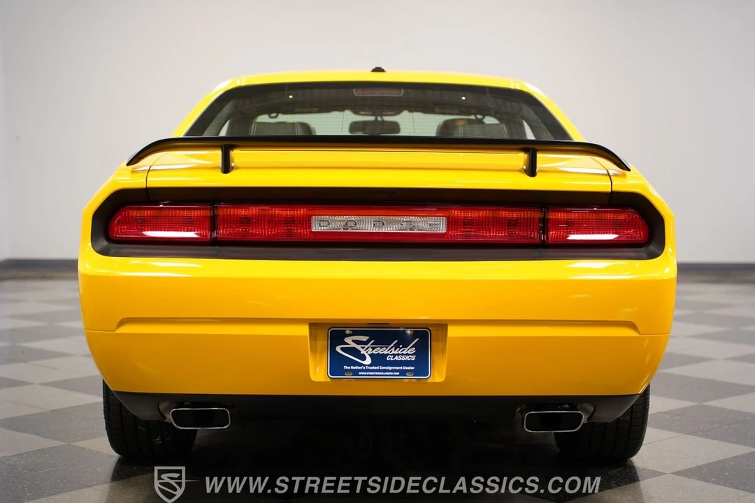 2012 Dodge Challenger SRT8 & 392 3rd Gen - Image 26 of 31