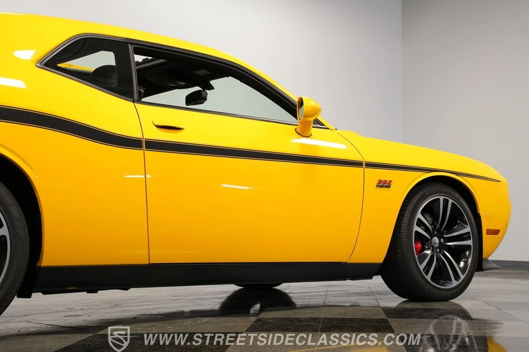 2012 Dodge Challenger SRT8 & 392 3rd Gen - Image 29 of 31