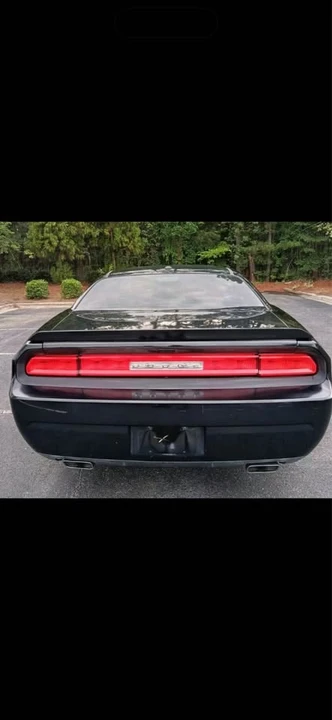 2012 Dodge Challenger - Image 7 of 12
