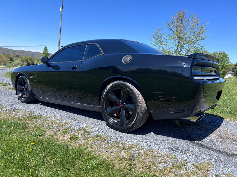 2012 Dodge Challenger SRT8 & 392 3rd Gen - Image 8 of 31