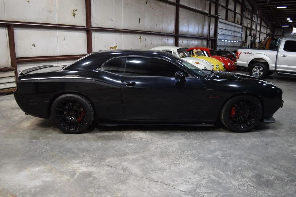 2012 Dodge Challenger SRT8 & 392 3rd Gen - Image 9 of 12
