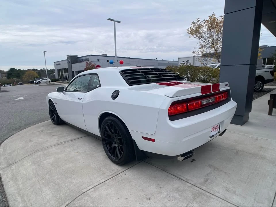 2012 Dodge Challenger SRT8 & 392 3rd Gen - Image 4 of 12
