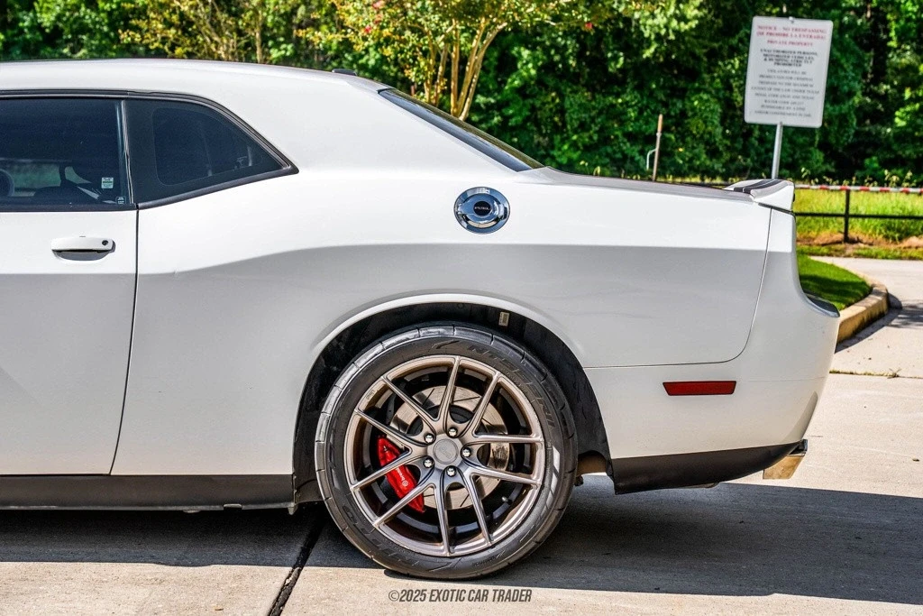 2012 Dodge Challenger SRT8 & 392 3rd Gen - Image 5 of 12