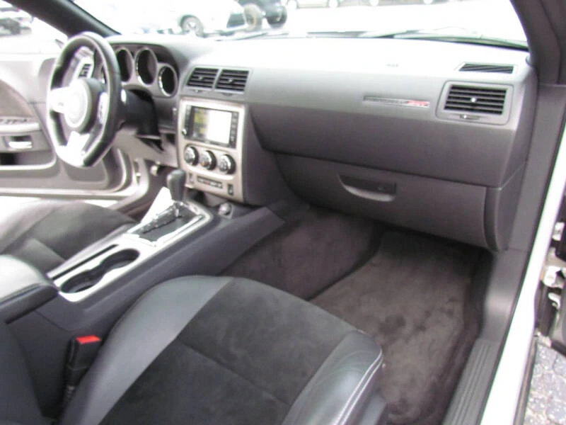 2012 Dodge Challenger - Image 13 of 23