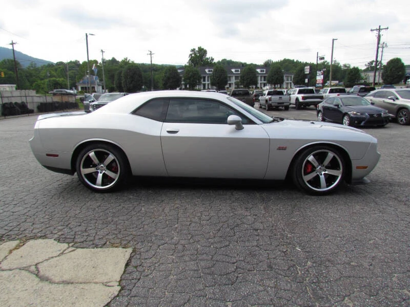 2012 Dodge Challenger - Image 5 of 23