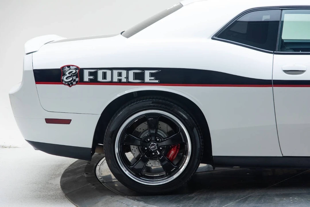 2012 Dodge Challenger SRT8 & 392 3rd Gen - Image 4 of 31