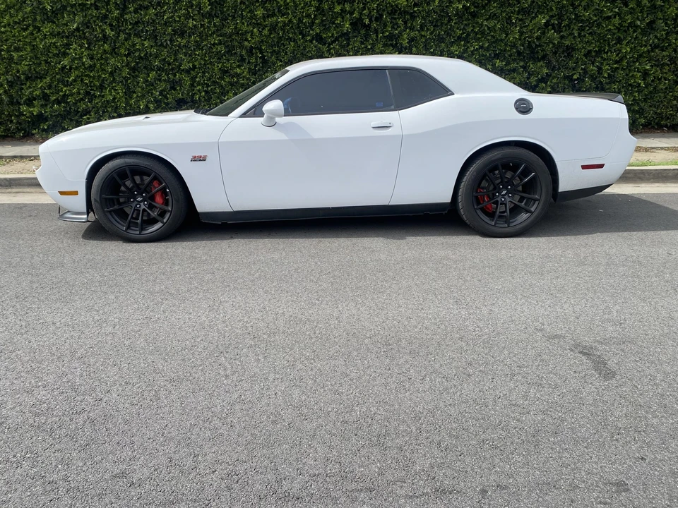 2012 Dodge Challenger SRT8 & 392 3rd Gen - Image 4 of 31