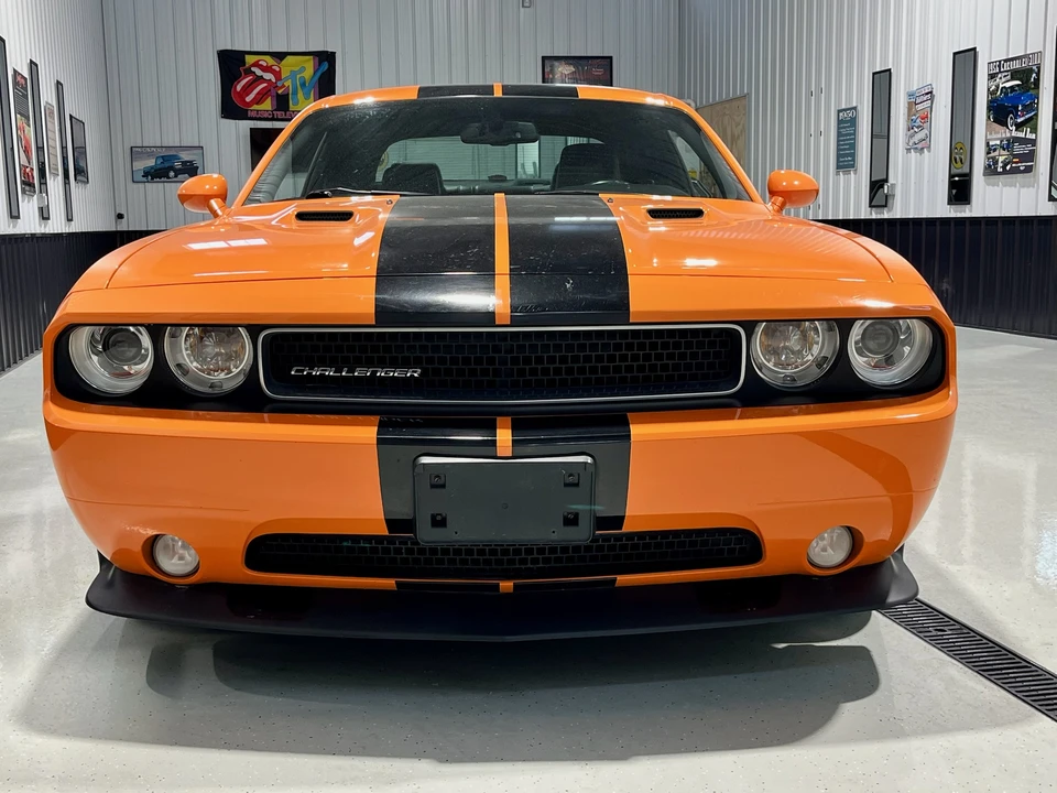2012 Dodge Challenger SRT8 & 392 3rd Gen - Image 4 of 31