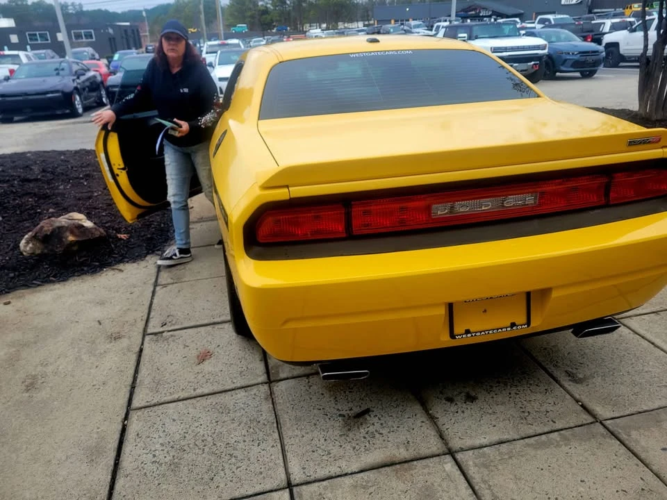 2012 Dodge Challenger SRT8 & 392 3rd Gen - Image 5 of 9