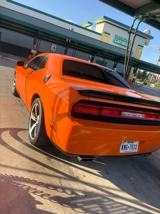 2012 Dodge Challenger SRT8 & 392 3rd Gen - Image 4 of 17