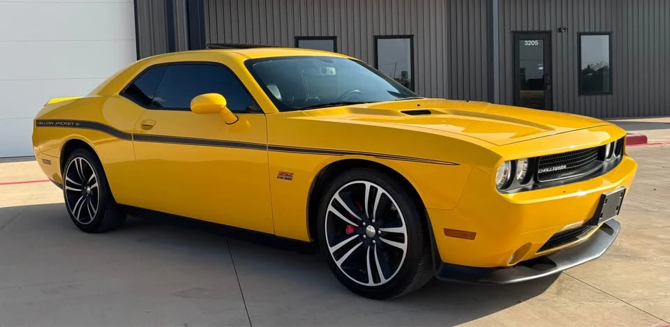 2012 Dodge Challenger SRT8 & 392 3rd Gen - Image 8 of 19