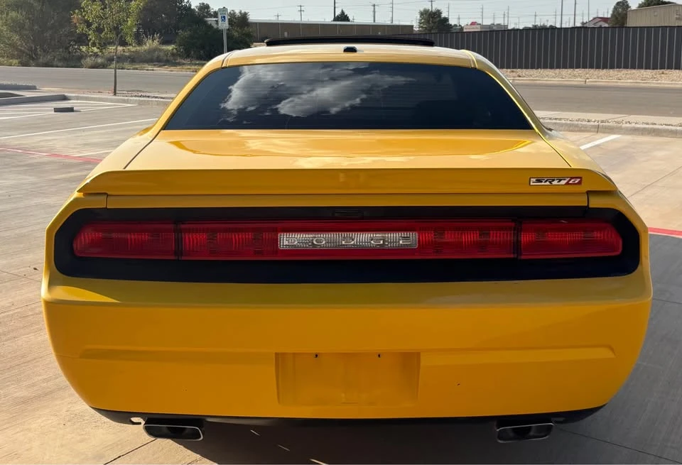 2012 Dodge Challenger SRT8 & 392 3rd Gen - Image 4 of 19
