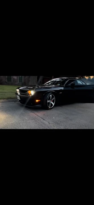 2012 Dodge Challenger SRT8 & 392 3rd Gen - Image 2 of 4
