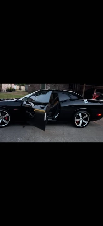 2012 Dodge Challenger SRT8 & 392 3rd Gen - Image 2 of 6