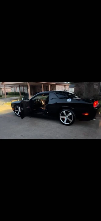 2012 Dodge Challenger SRT8 & 392 3rd Gen - Image 3 of 6