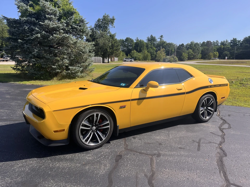 2012 Dodge Challenger SRT8 & 392 3rd Gen - Image 14 of 31