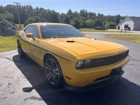 2012 Dodge Challenger SRT8 Yellow Jacket