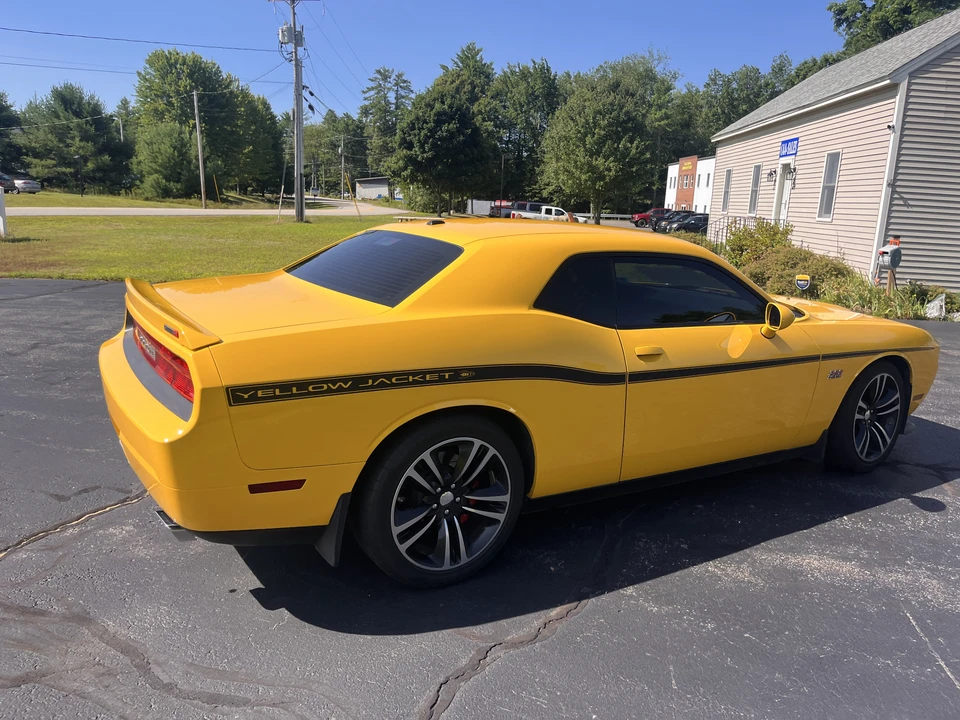 2012 Dodge Challenger SRT8 & 392 3rd Gen - Image 8 of 31
