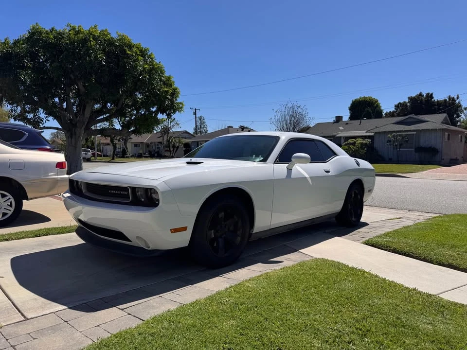 2012 Dodge Challenger 3rd Gen - Image 8 of 20