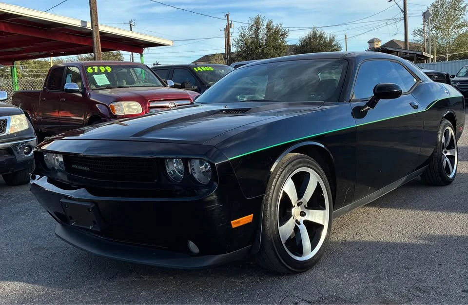 2012 Dodge Challenger 3rd Gen - Image 2 of 10