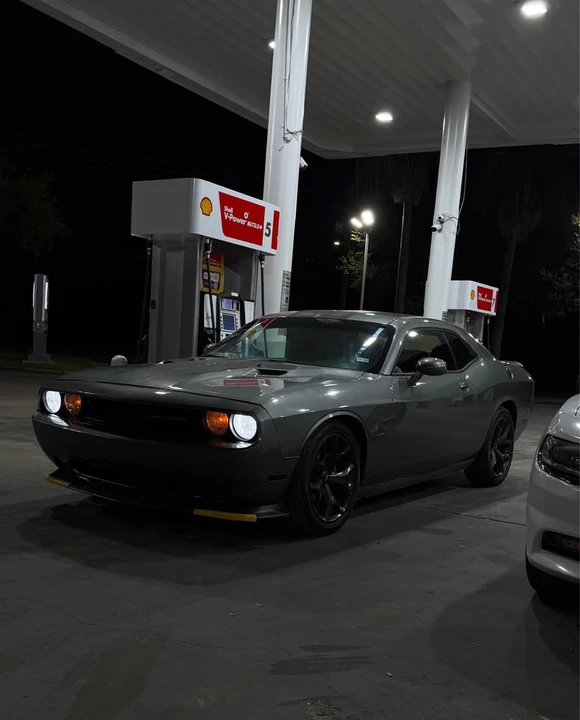 2012 Dodge Challenger 3rd Gen - Image 4 of 9
