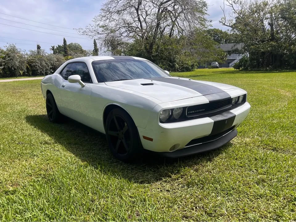 2012 Dodge Challenger 3rd Gen - Image 3 of 6