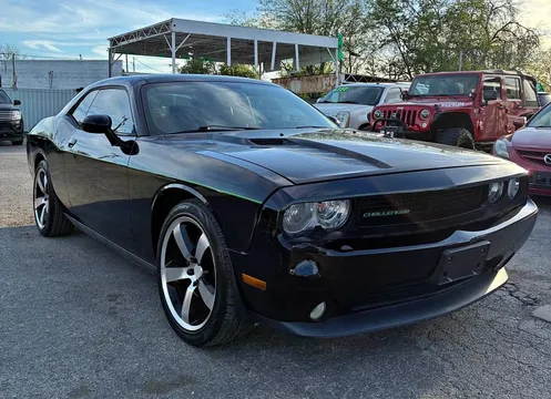 2012 Dodge Challenger SXT