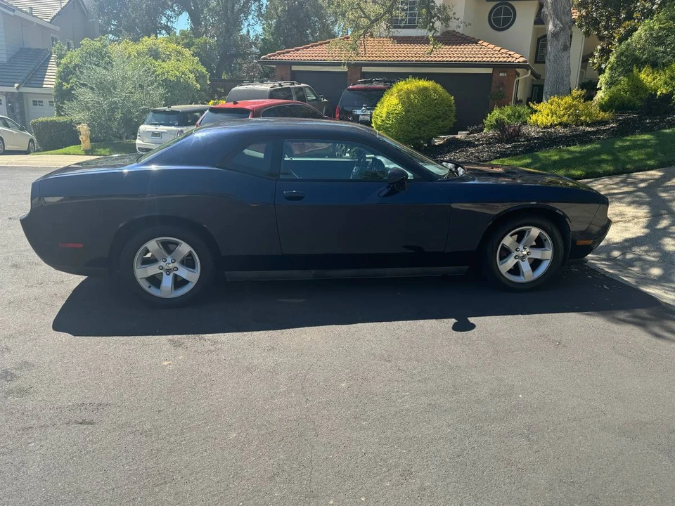 2012 Dodge Challenger 3rd Gen - Image 4 of 14