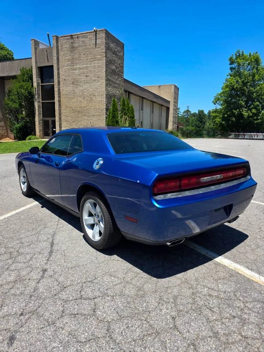 2012 Dodge Challenger 3rd Gen - Image 6 of 24