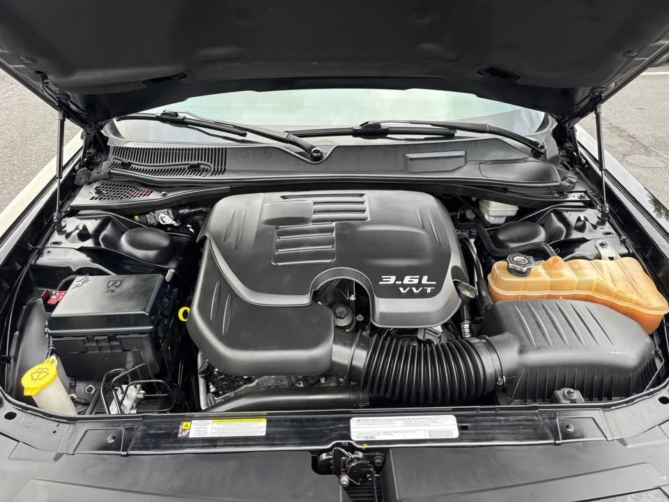 2012 Dodge Challenger 3rd Gen - Image 17 of 20