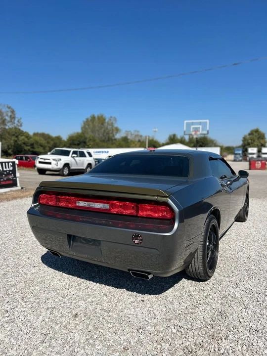 2012 Dodge Challenger 3rd Gen - Image 4 of 8