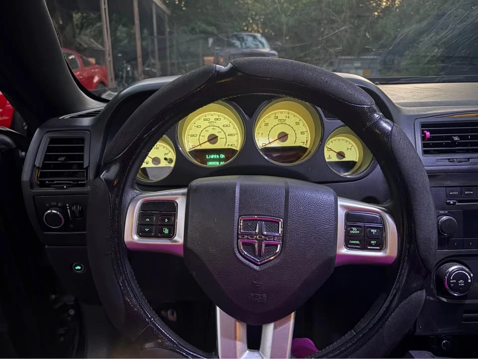 2012 Dodge Challenger 3rd Gen - Image 11 of 15