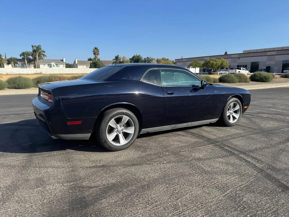 2012 Dodge Challenger 3rd Gen - Image 7 of 17