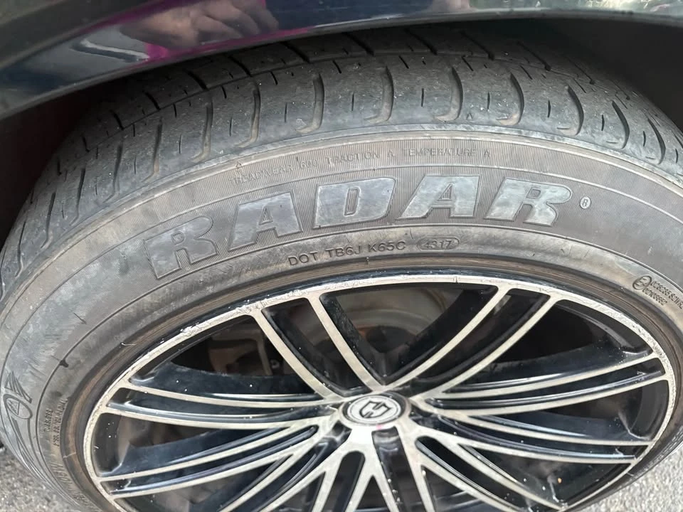 2012 Dodge Challenger 3rd Gen - Image 6 of 15