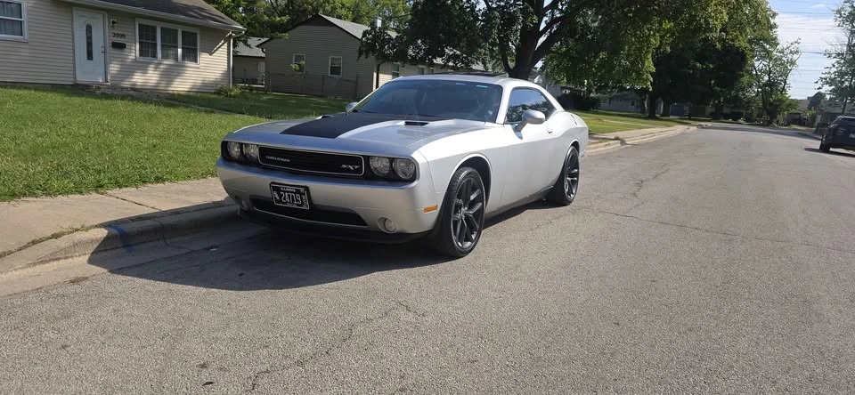2012 Dodge Challenger 3rd Gen - Image 9 of 10