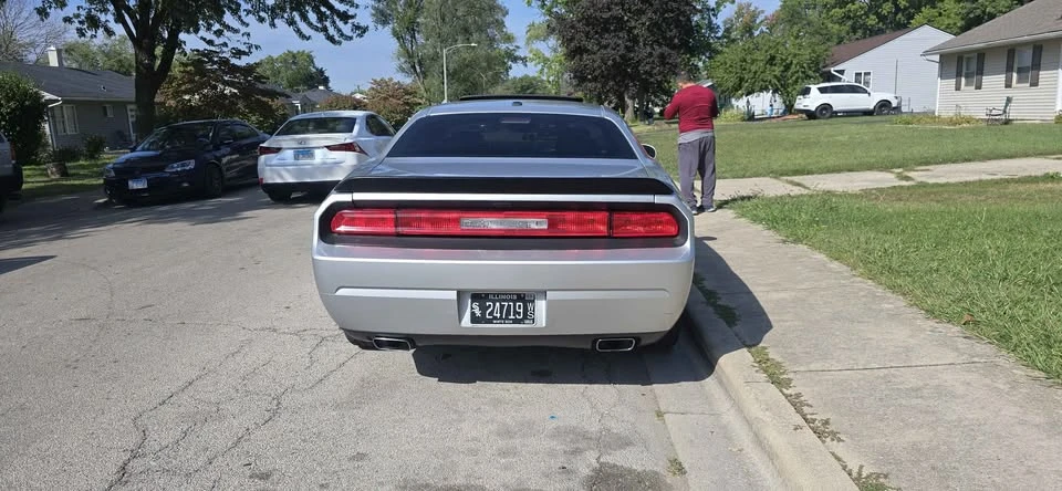 2012 Dodge Challenger 3rd Gen - Image 6 of 10