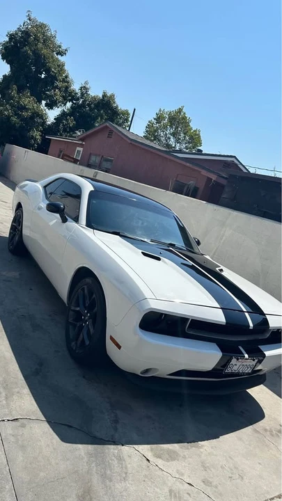 2012 Dodge Challenger 3rd Gen - Image 3 of 13