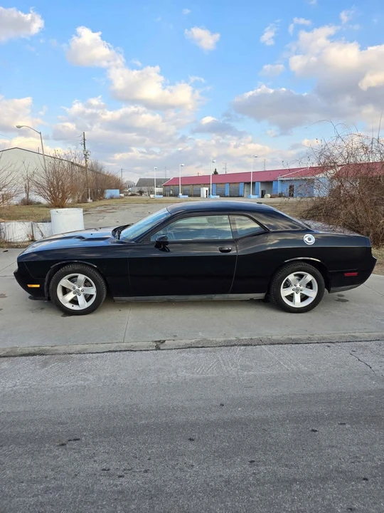 2012 Dodge Challenger 3rd Gen - Image 5 of 20