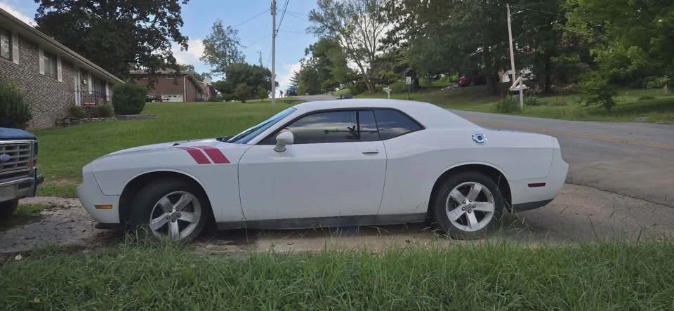 2012 Dodge Challenger 3rd Gen - Image 3 of 7