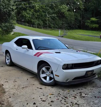 2012 Dodge Challenger SXT Coupe 2D