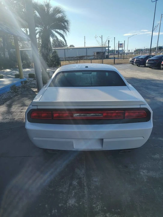 2012 Dodge Challenger - Image 5 of 10
