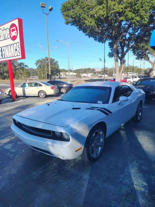 2012 Dodge Challenger - Image 2 of 10