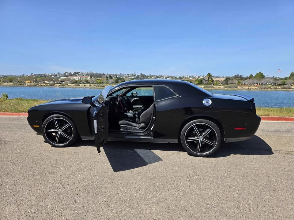 2012 Dodge Challenger 3rd Gen - Image 7 of 20